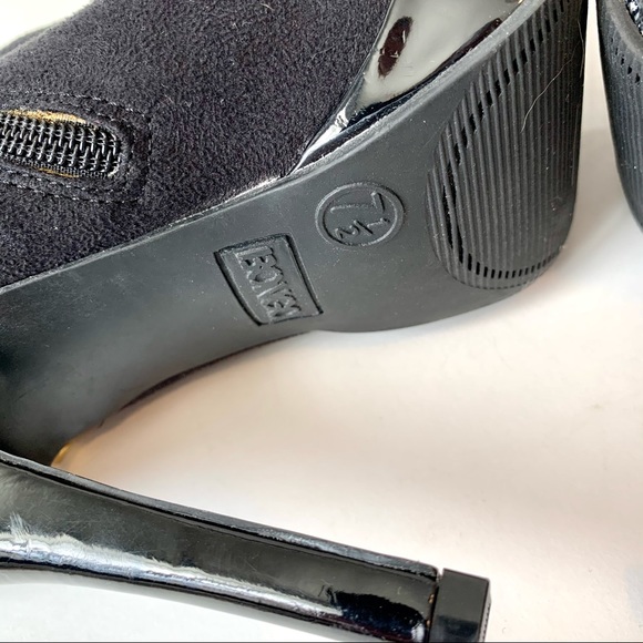 BONGO “Dionne” Gold Studded Platform Heels—SZ. 7.5 - Picture 8 of 10